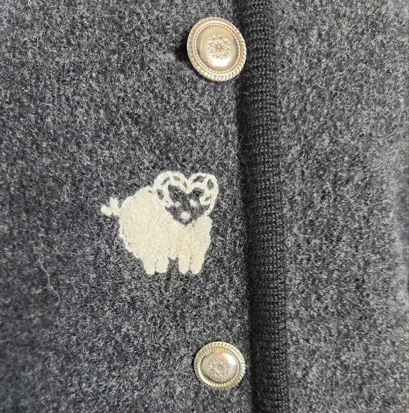 Boiled Wool Sheep Cardigan Coat - Picture 7 of 14